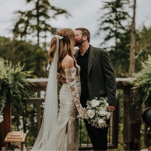 Made with love ruby Veil